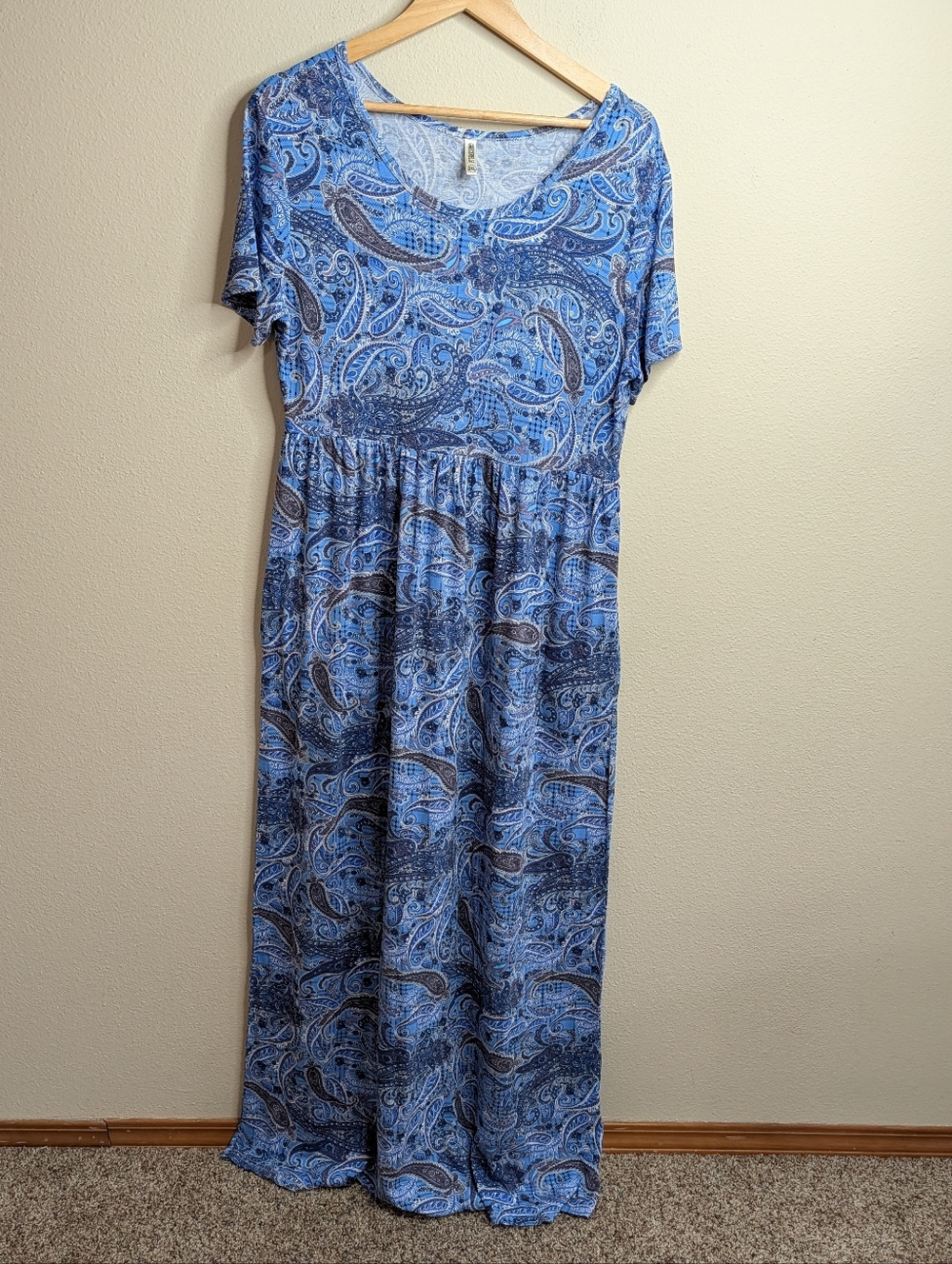 Grecerelle Paisley Maxi Dress with Pockets | Size 2XL | Blue Multi